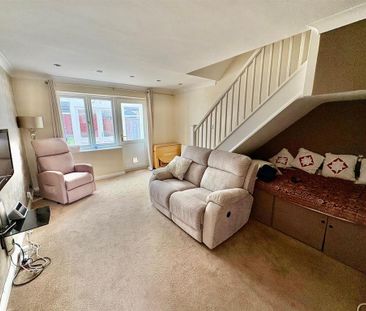 2 bedroom terraced house to rent - Photo 2