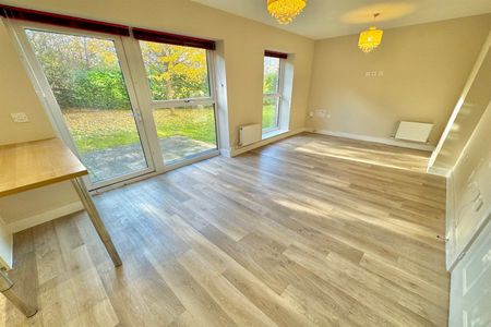 Laxton Close, Sholing, SO19 - Photo 2