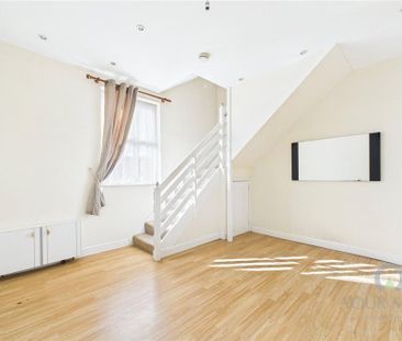 2 bedroom end of terrace house to rent - Photo 1