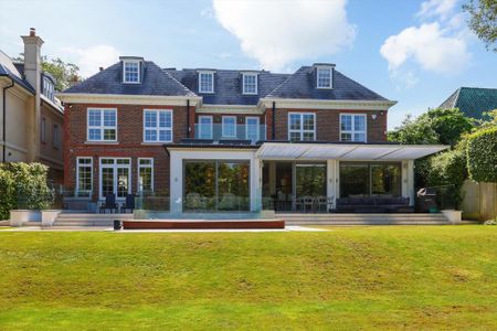 7 bedroom detached house to rent - Photo 2