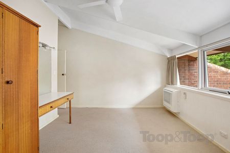 North Adelaide 2 Bedroom Unit! - Photo 4