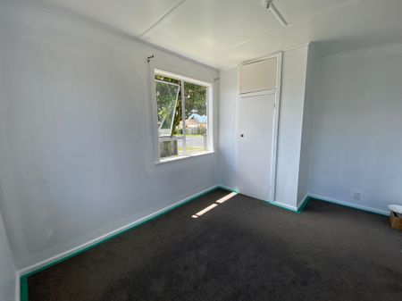 Charming 3 Bedroom Home in Te Puke - Photo 4