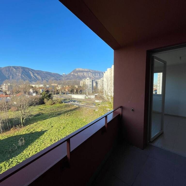 Location appartement Saint-Martin-d'Hères 38400 43.39 m² - Photo 1