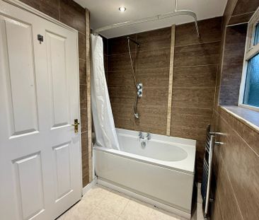 Inskip, Skelmersdale, Lancashire, WN8 - Photo 6