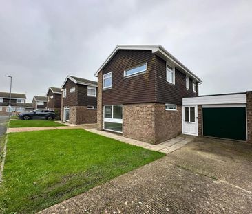 3 Bedroom Detached To Rent - Photo 2