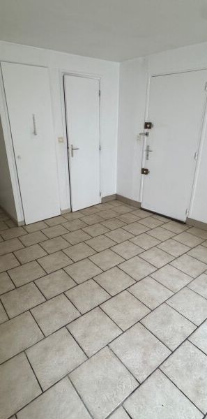 Location Appartement 1 Pièce 15 m² - Photo 1