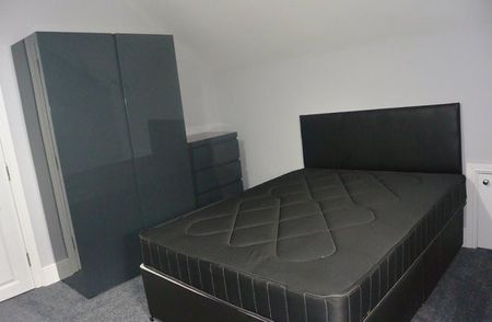 12 St Michael’s Terrace, Leeds, LS6 3BQ - Photo 3