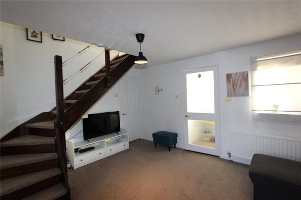 3 bedroom end of terrace house to rent - Photo 1