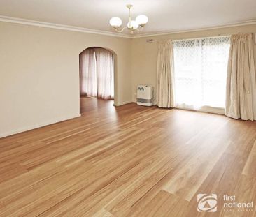 Well presented 3 bedroom home - Photo 2