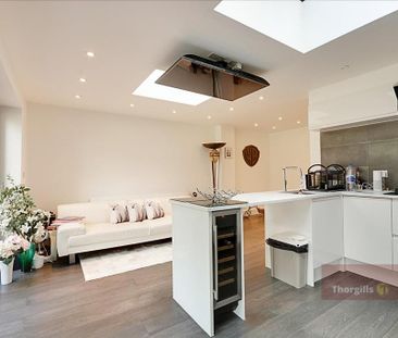 3 bedroom flat to rent - Photo 2