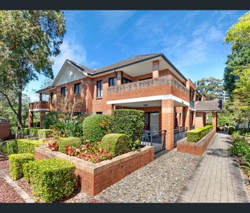 CONTEMPORARY LIVING IN AN IDEAL LOCATION! - Photo 6