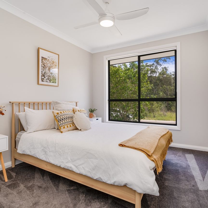 29 Floresta Drive, Cameron Park NSW 2285 - House For Rent | Domain - Photo 1