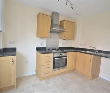 3 bedroom end of terrace house to rent - Photo 2