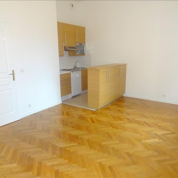 Location Appartement LEVALLOIS PERRET - - Photo 1