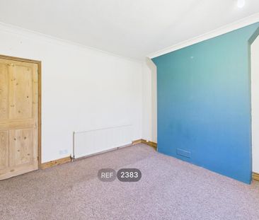 2 bedroom property to rent - Photo 1