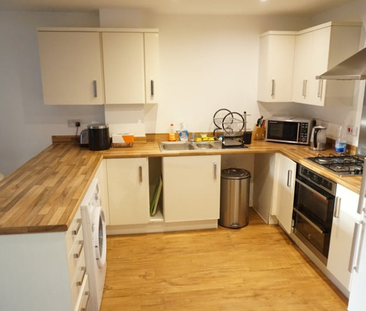 1 bedroom in a house share to rent - Photo 5