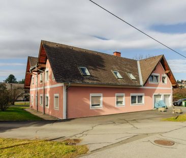 Ruhige Wohnung mit Dachschrägen in Waltendorf - Foto 1