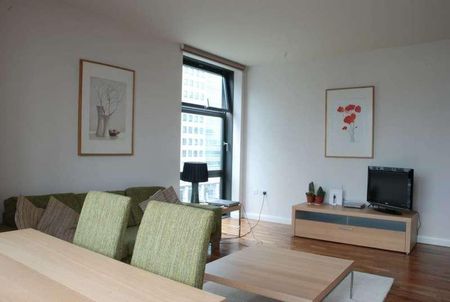 Discovery Dock West, Canary Wharf, E14 - Photo 2