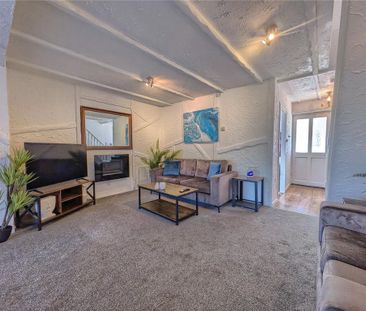 3 bedroom terraced house to rent - Photo 2