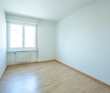 SCHÖNE Wohnung an guter Lage - Foto 2