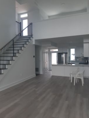 For Lease - 19 West Street Unit# 4, Kawartha Lakes, Ontario - Photo 1