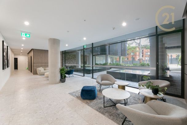 Smart Luxury Living in the Heart of Burwood – 1 Bed &vert; 1 Bath &vert; 1 Car - Photo 1
