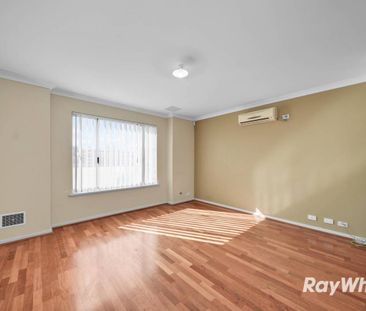 COMFORTABLE LIVING - Photo 3