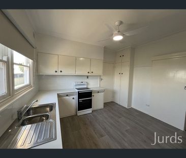 5 Foster Street, Cessnock, NSW 2325 - Photo 3