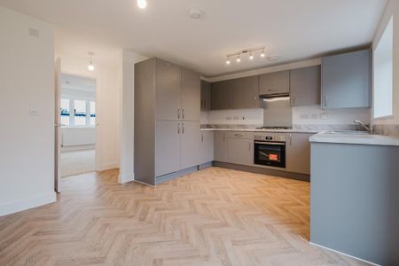 3 bedroom semi-detached house to rent - Photo 5