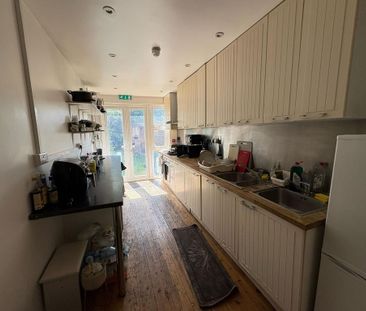 1 bedroom property to rent - Photo 6