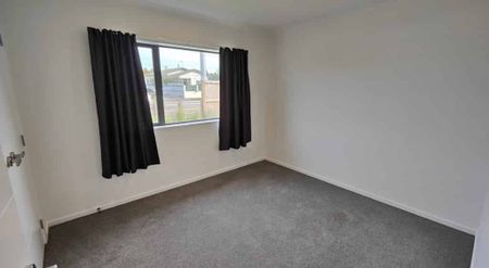 Near-New Modern and Comfortable Apartment - Photo 3