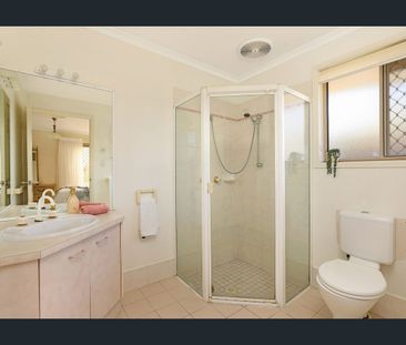 MAKE YOUR COASTAL DREAM COME TO LIFE IN WURTULLA! - Photo 3