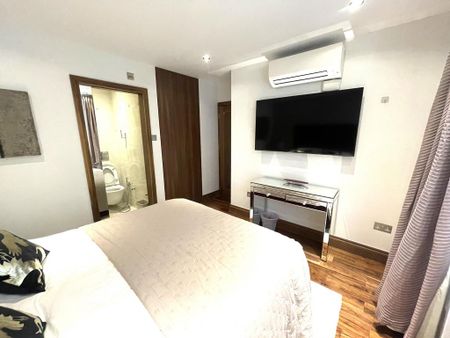 3 bedroom flat to rent - Photo 4