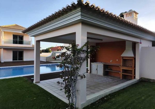 6 Bedroom House with swimming pool, Quinta da Beloura, Sintra