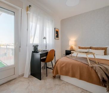 Calle Soldado José María Rey, Madrid, Community of Madrid 28019 - Photo 2