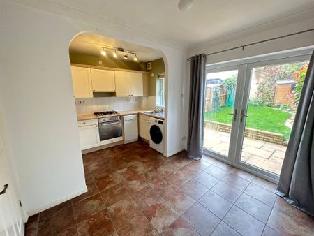 Thresher Close, Bishop'S Stortford - Photo 3