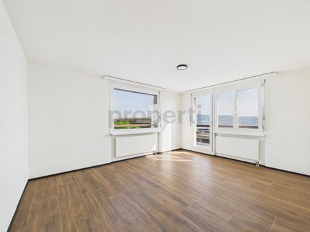 Exklusive 3-Zimmer Attikawohnung mit Aussicht in Wädenswil - Foto 2