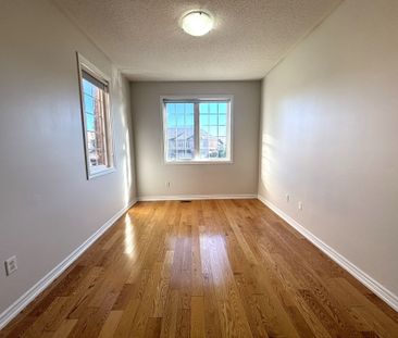 For Lease - 30 Venture Avenue, Richmond Hill, Ontario - Photo 6