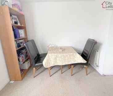 2 Bedroom Apartment - Photo 6