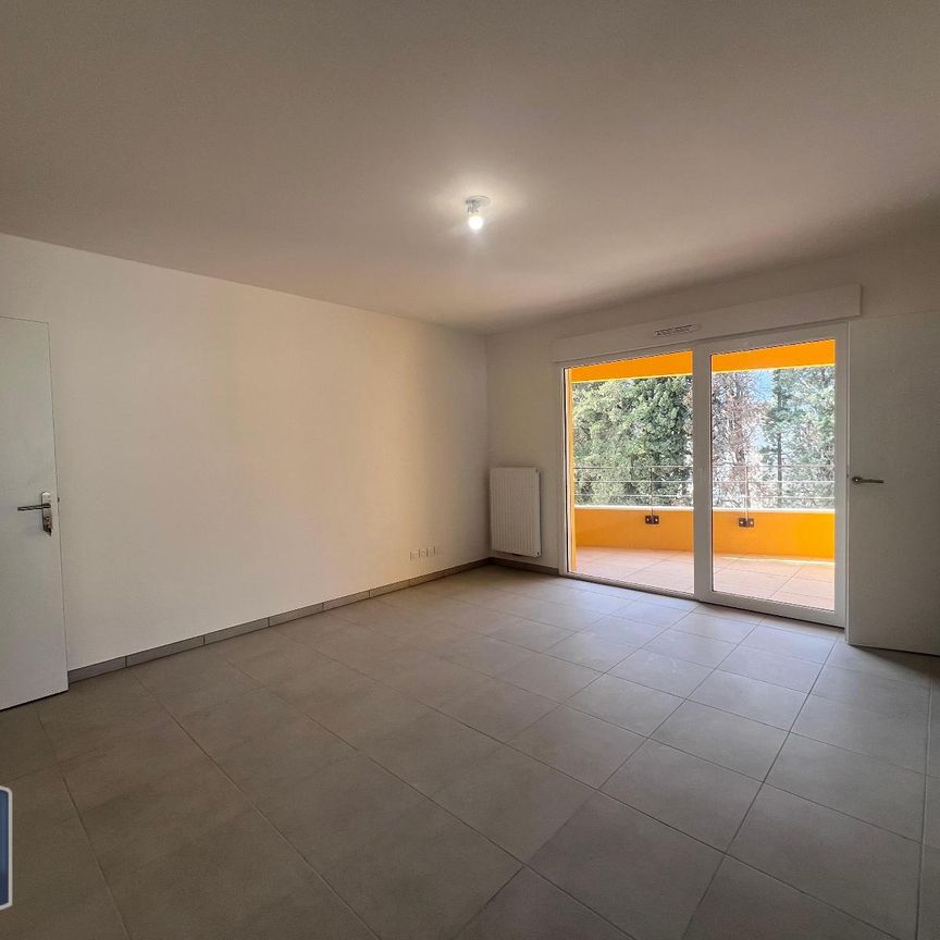 Location Appartement 2 pièces 45m² AVIGNON 84000 - Photo 1