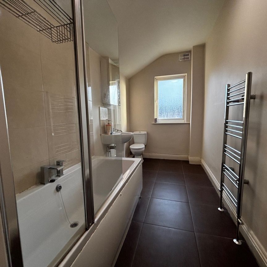 2 bedroom house to rent - Photo 1