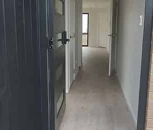 Little delight in Massey - Photo 1