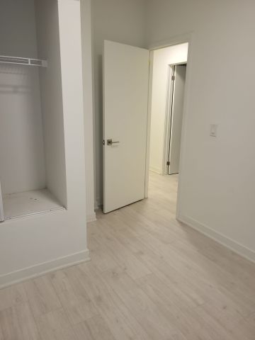 For Lease - 69 Curlew Drive Unit# Block D - Unit 130, Toronto, Ontario - Photo 2