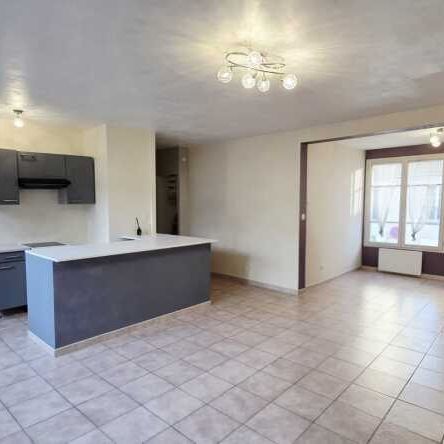 Location Appartement 3 pièces 68m² ORLEANS 45000 - Photo 1