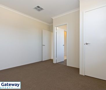 14 Chicory Street, TREEBY WA 6164 - Photo 4