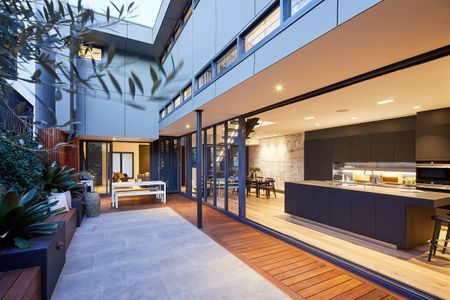 7 Johnston Street, Balmain East NSW 2041 - House For Rent | Domain - Photo 4