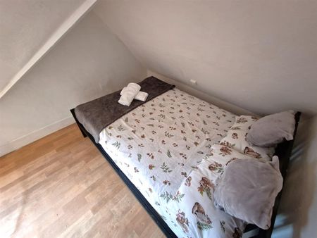 Cherries, Bournemouth, BH1 - Photo 3