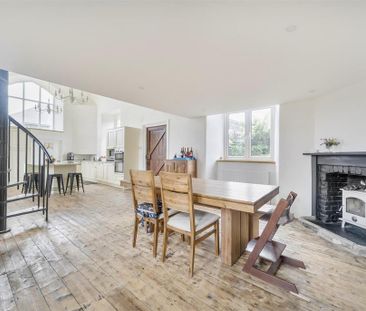 3 bedroom detached house to rent - Photo 5