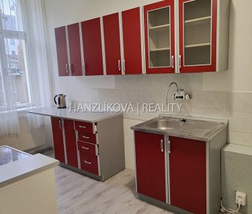 Pronájem bytu 1+1 40 m² - Фото 4