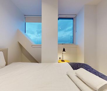 3 bedroom flat to rent - Photo 2
